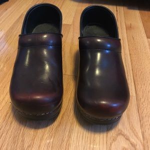 Sanita nursing clogs